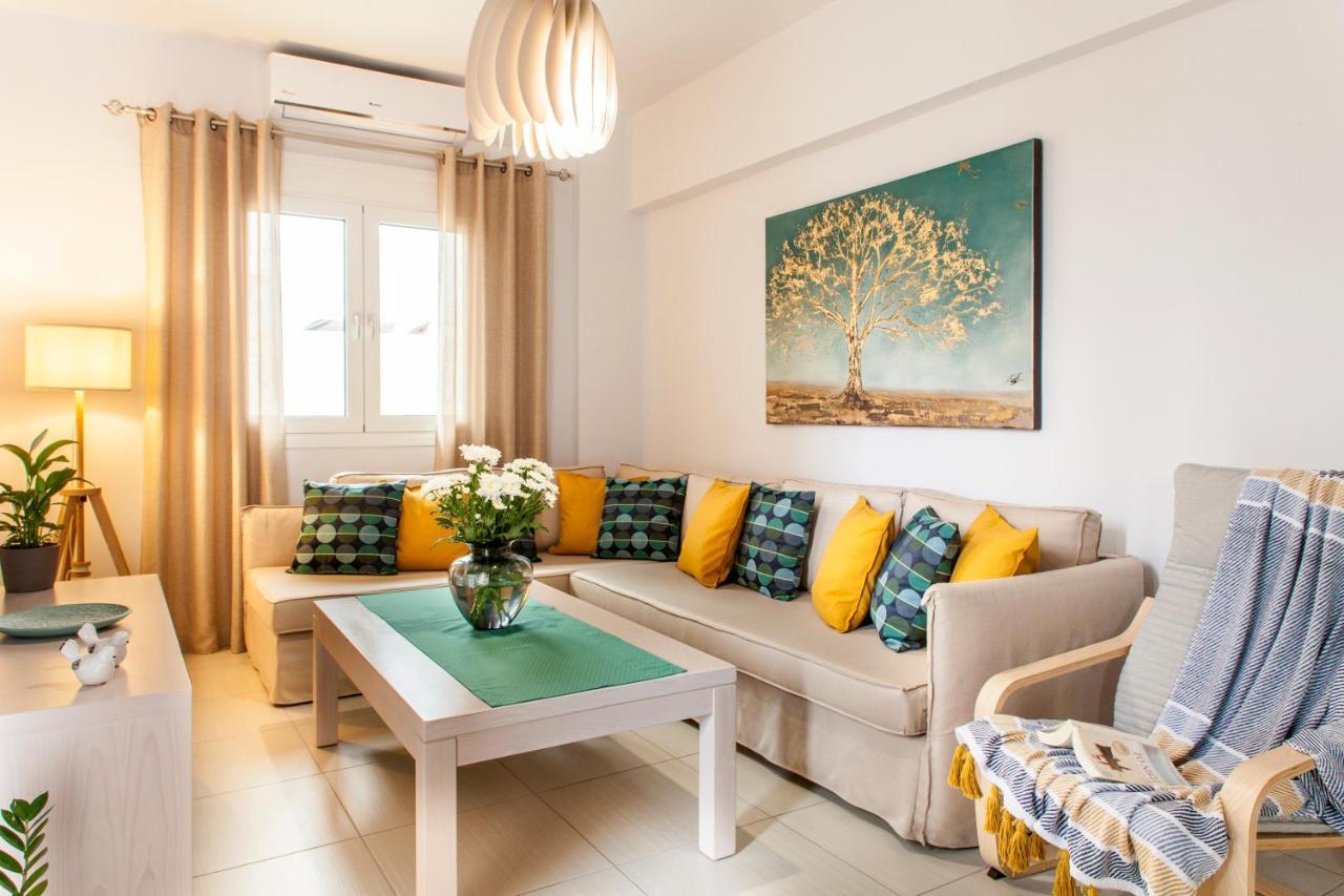 Koutsourás Konstantinos Villa מראה חיצוני תמונה
